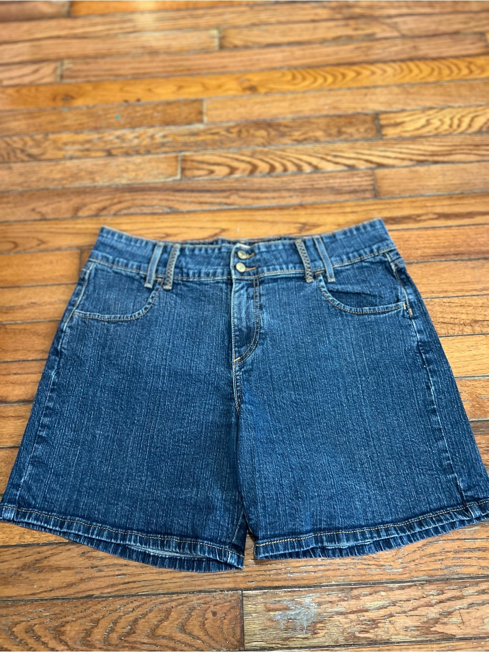 Levi’s signature Denim High-Rise Women's Shorts - Blue size 14
